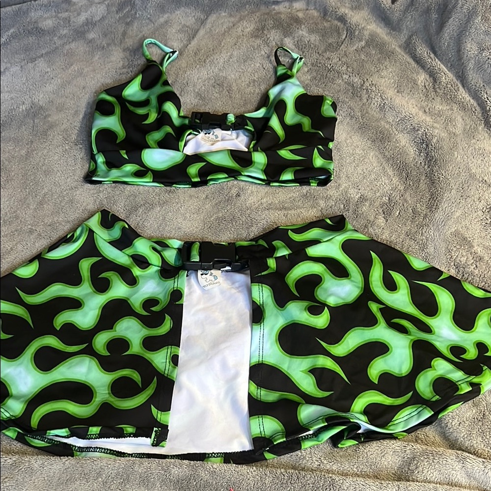 Iheart Raves Green Flame Print Two piece Skirt set